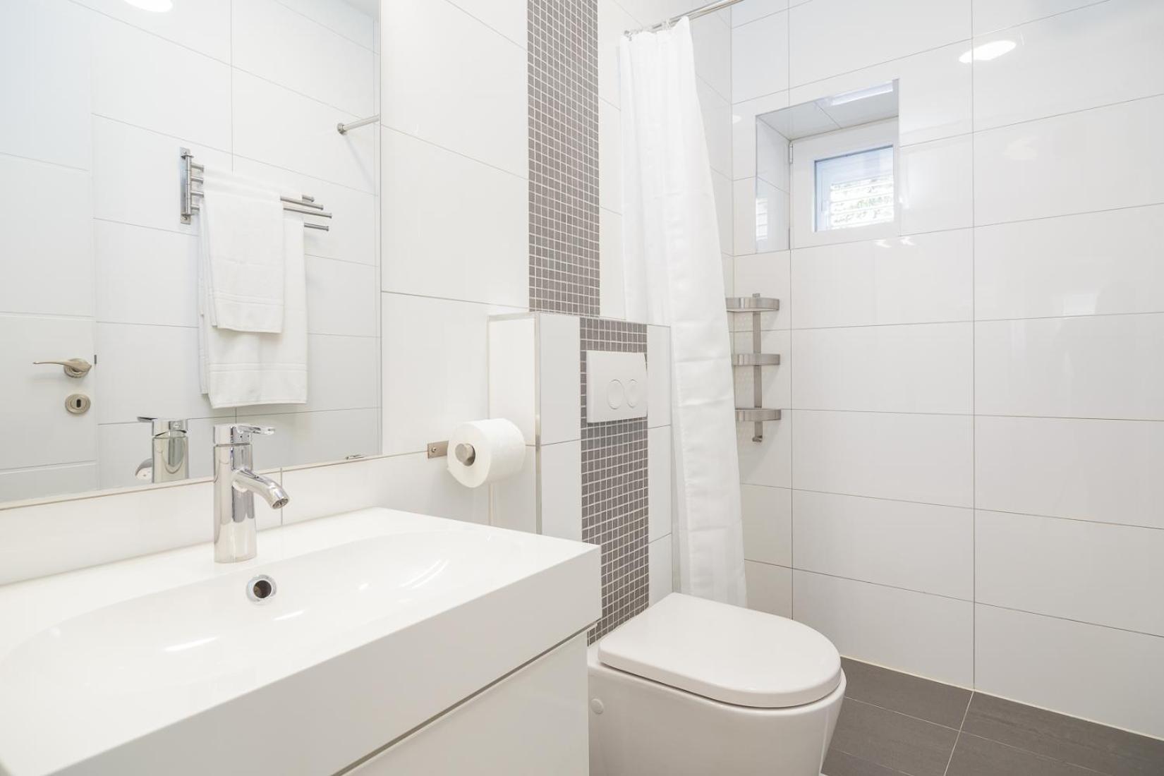 Holiday Home Aspalathos - With Free Parking, Near The Beach, A Few Minutes' Walking Distance To The Unesco Palace Spalato Esterno foto