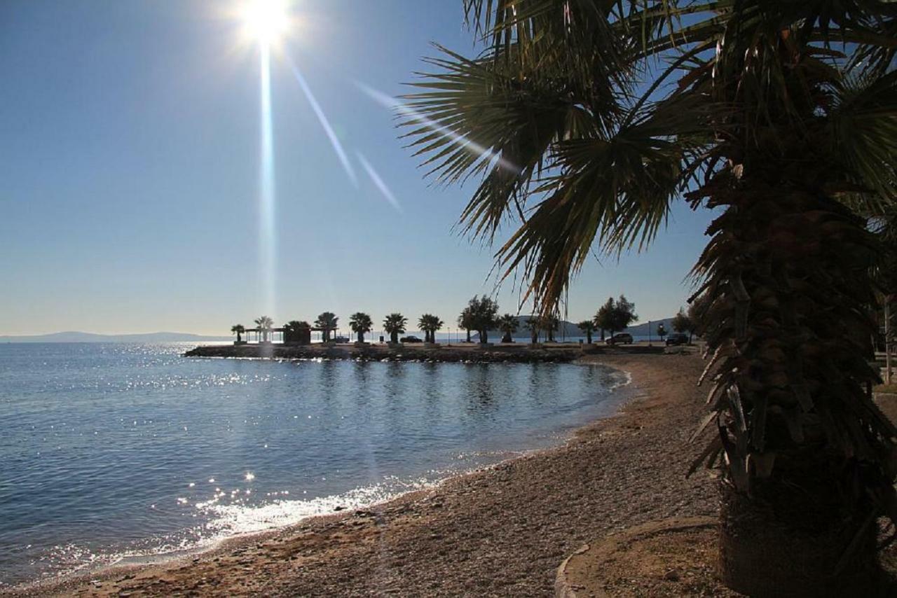 Holiday Home Aspalathos - With Free Parking, Near The Beach, A Few Minutes' Walking Distance To The Unesco Palace Spalato Esterno foto