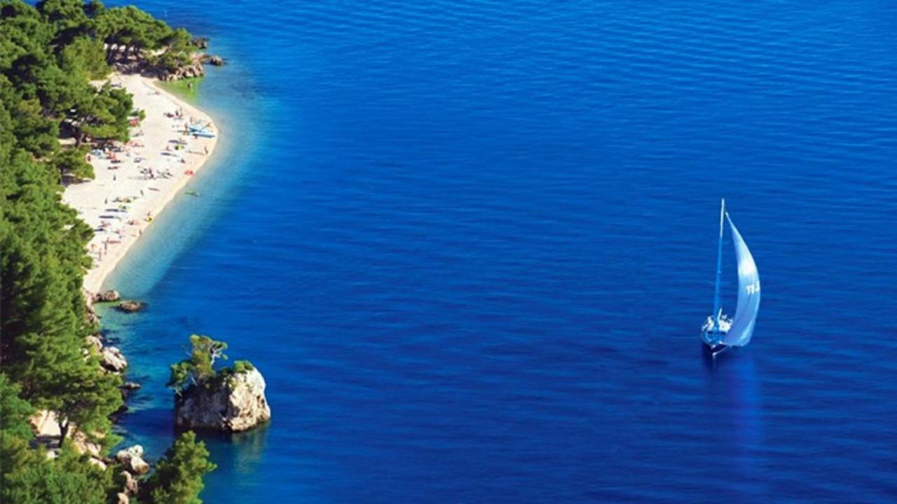 Holiday Home Aspalathos - With Free Parking, Near The Beach, A Few Minutes' Walking Distance To The Unesco Palace Spalato Esterno foto